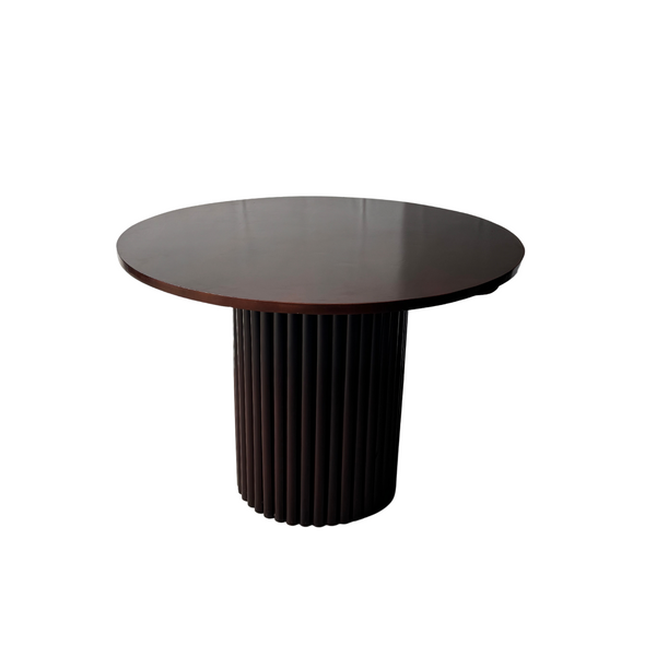 Fluted table - Walnut Brown